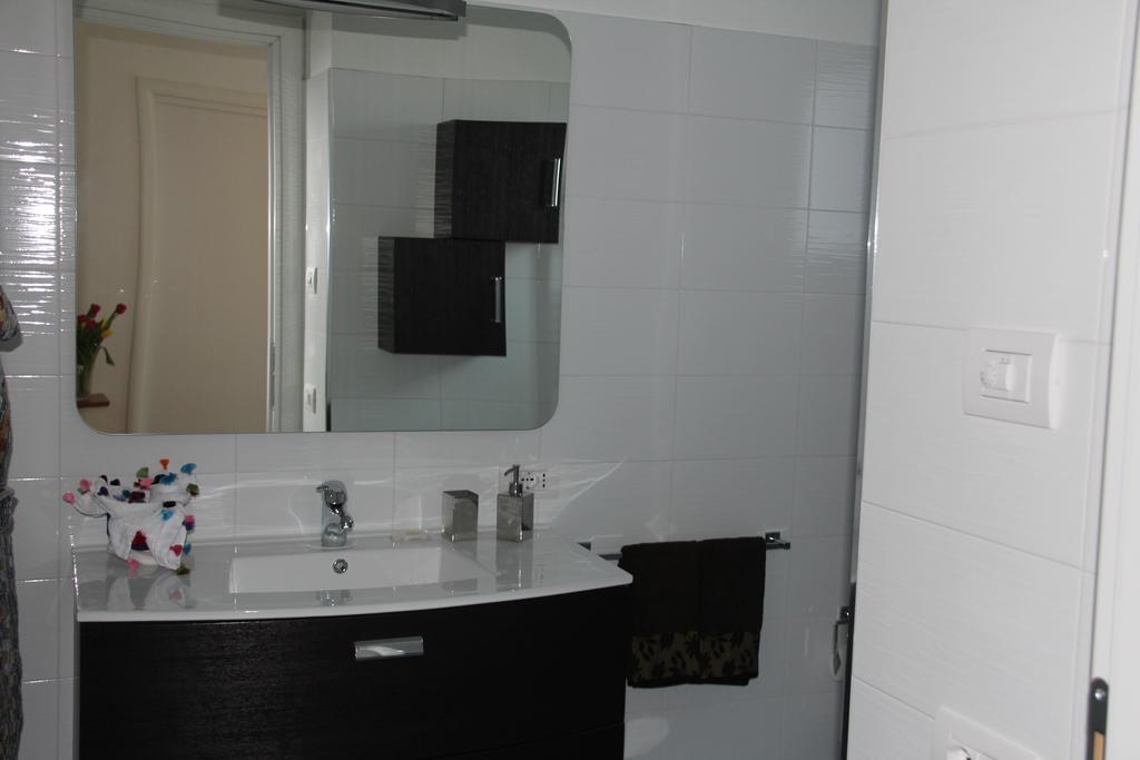 La Ciliegia Bianca Bed & Breakfast Belgirate Phòng bức ảnh