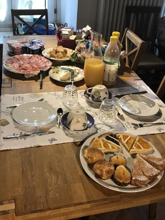 La Ciliegia Bianca Bed & Breakfast Belgirate Ngoại thất bức ảnh